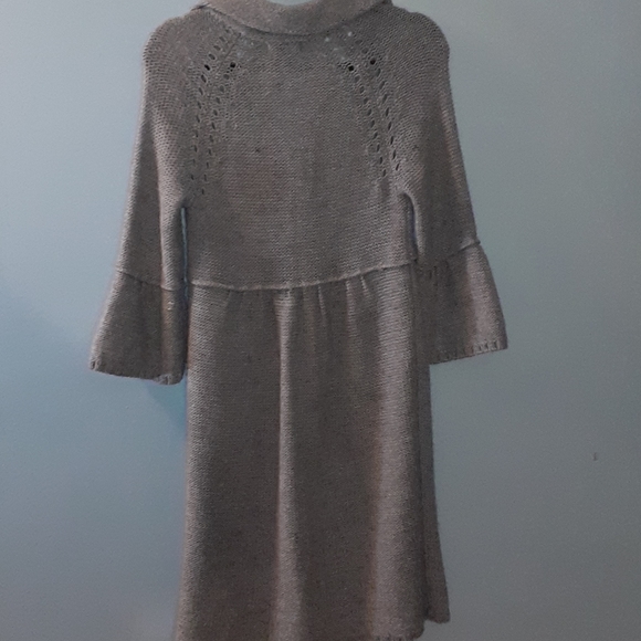 BXBG Max Azria Gray Bell Sleeve Sweater Sz S M - Picture 4 of 10